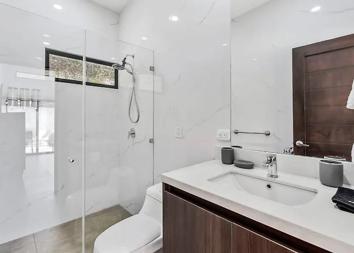 Cu19 New 3 Bdrm Mod With Casita Prv Pool Сasa de vacaciones *