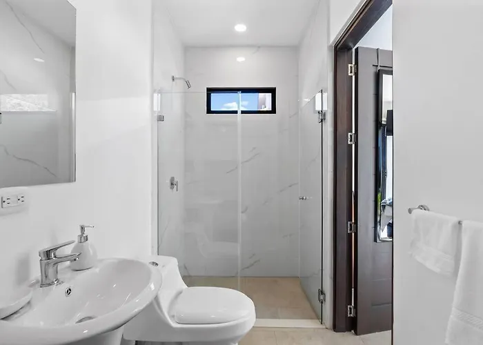 Сasa de vacaciones Cu19 New 3 Bdrm Mod With Casita Prv Pool Tamarindo
